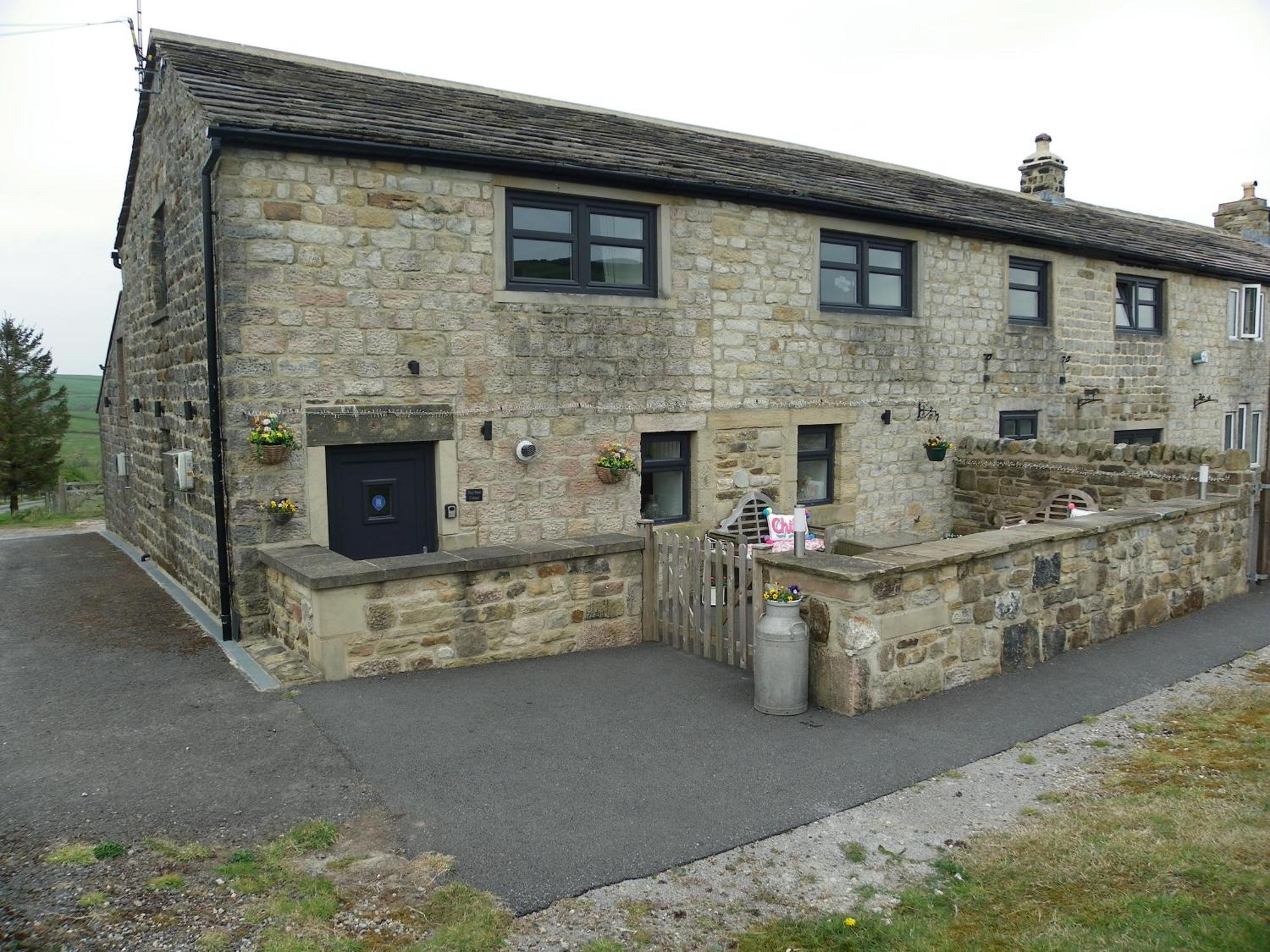 Shay Bank Cottage Keighley Exterior photo